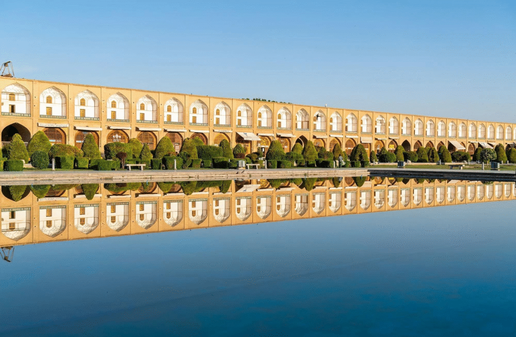 Naqsh-e Jahan Square in Isfahan β Complete travel guide to Iran for first-timers