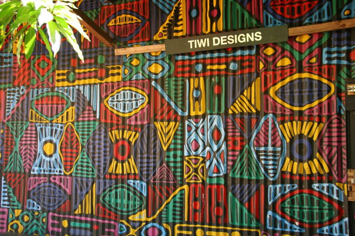 Tiwi artist showcasing Indigenous art as part of unique aboriginal experiences Australia
