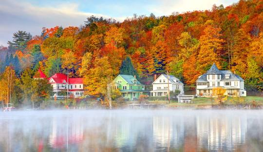 Winter view of Saranac Lake NY – Charming lake towns in America 2025