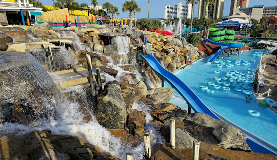 Best beach towns for family trips 2025