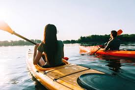 Cozy fall trips for couples in the US