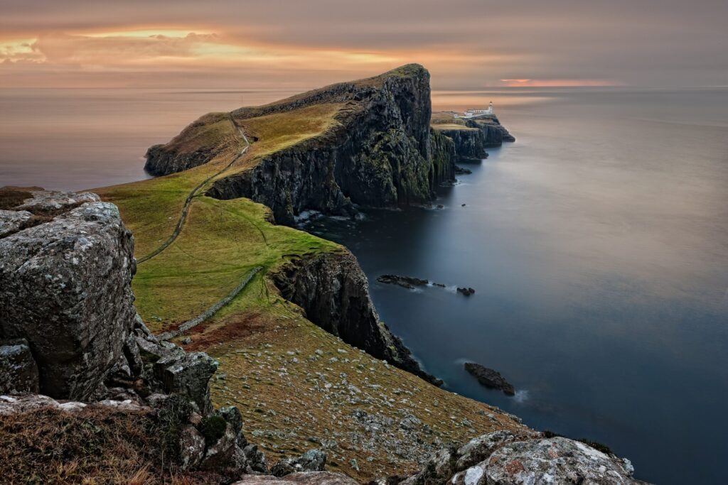Jura 5 Day Itinerary showcasing wild Scottish landscapes, whisky distilleries, and rugged coastlines